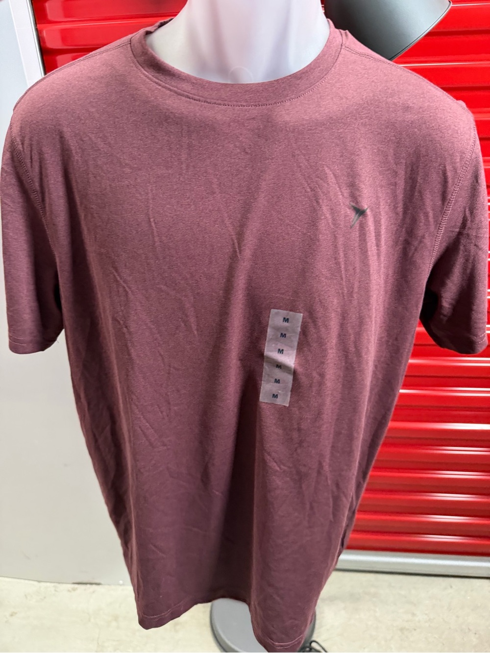 Old navy’s Men's Crew work out Neck T-Shirt in Mauve